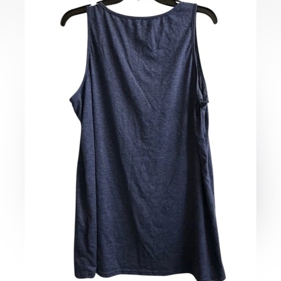 Sun and Sand Drink in My Hand T-Shirt Beach Vacation Blue Women's Tee Size 1XL - Picture 2 of 4